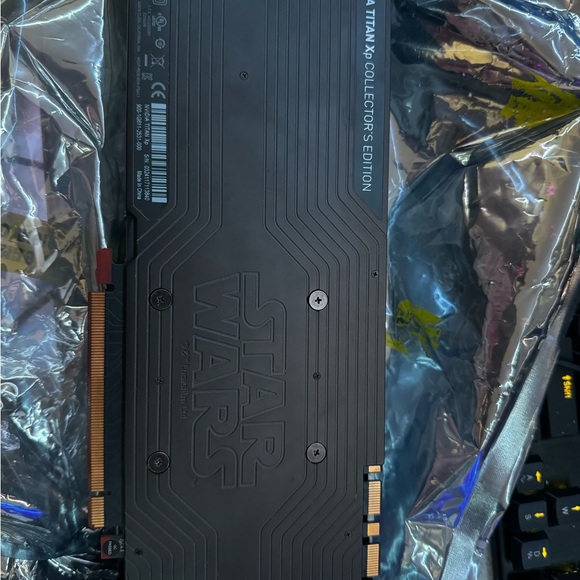Limited edition Star Wars titan xp graphics cards - Picture 3 of 8
